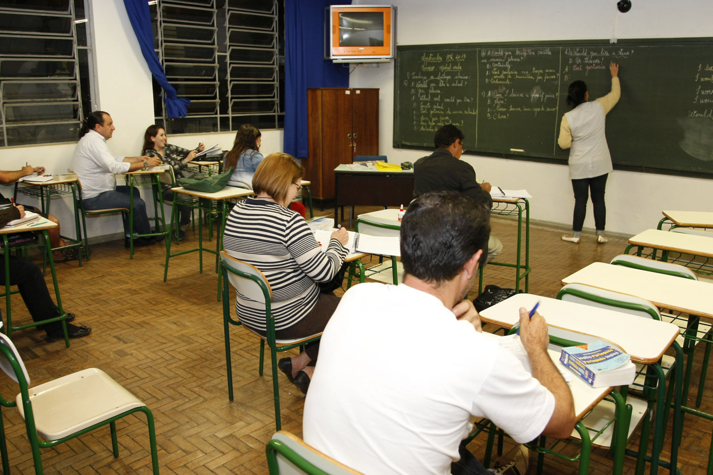 High School americano sem sair do Brasil: aulas gratuitas - Ibeu