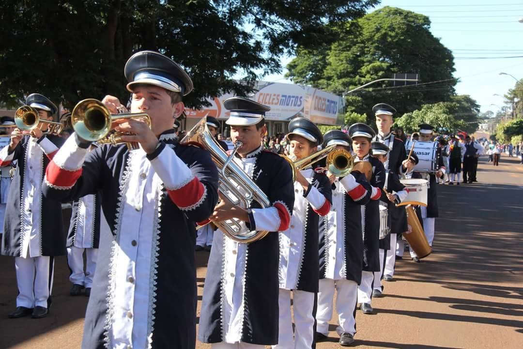 Banda Marcial Popular Brasileira - Banzeiros