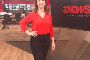 Repórter veterana da Globo surpreende ao revelar idade o vivo