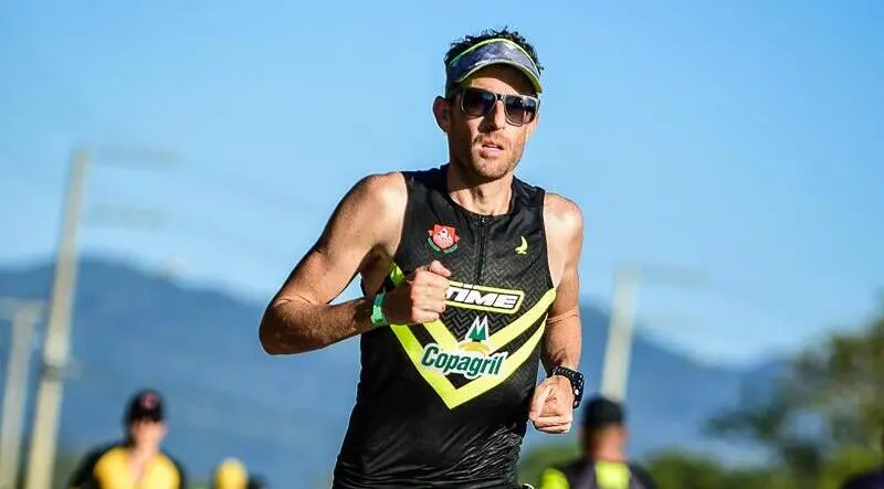 Professor rondonense disputa Ironman Brasil neste domingo em