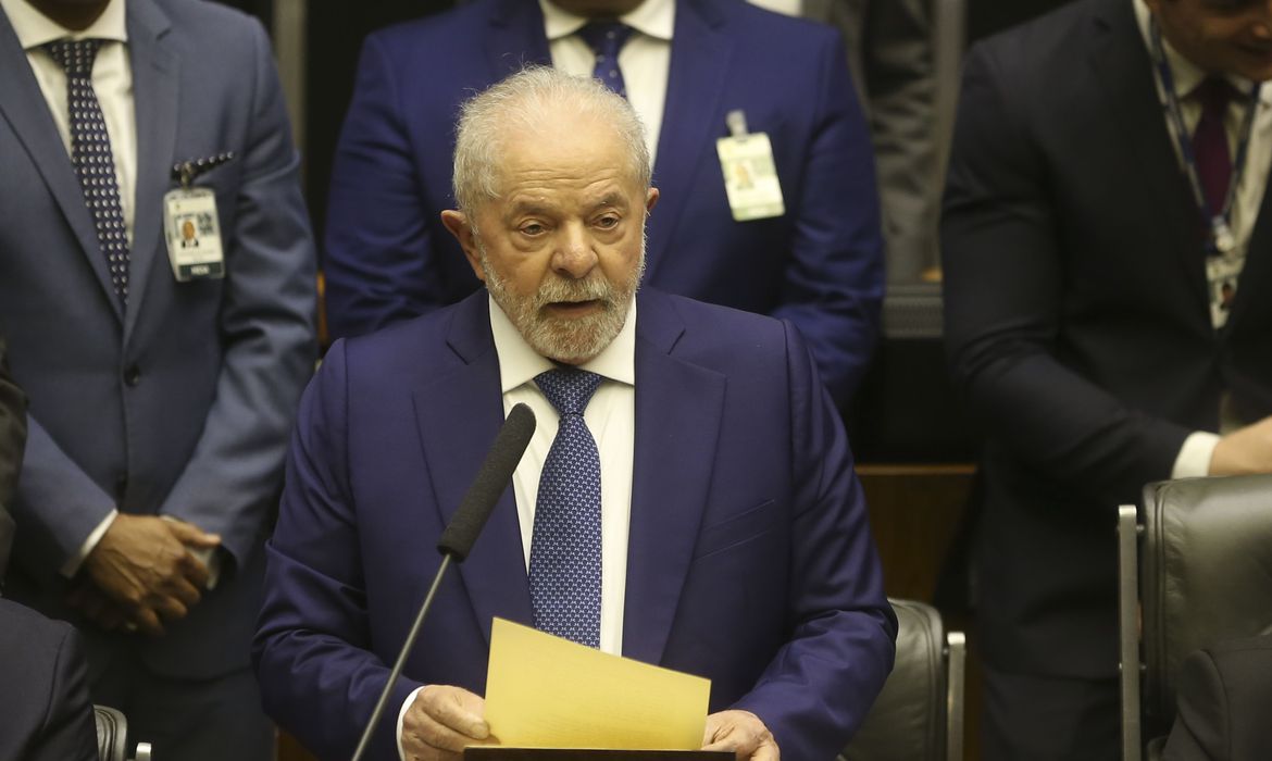 Decreto de Lula pode inviabilizar prática de tiro no Brasil