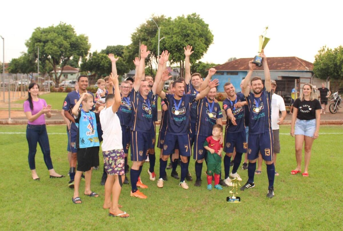 Mercedes conquista título da 3ª Copa Oeste de Handebol Sub-14 - Município  de Mercedes - PR